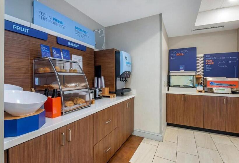 ホテル Holiday Inn Express Charlotte West   Gastonia, An Ihg