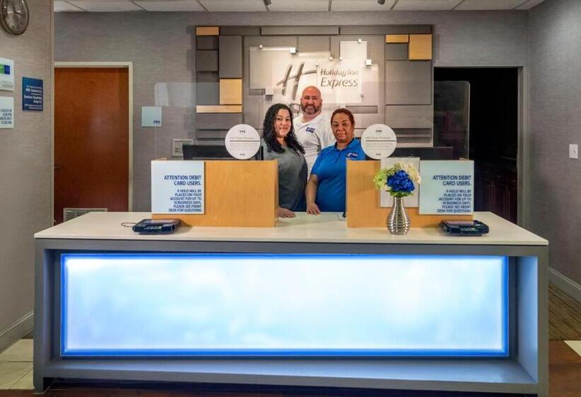 ホテル Holiday Inn Express Charlotte West   Gastonia, An Ihg