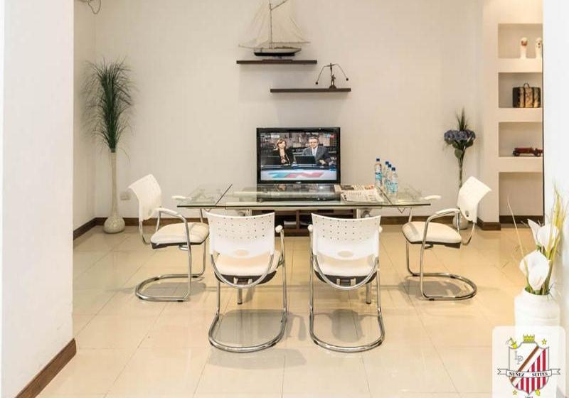 Fotos del hotel Nuñez Suites:  5