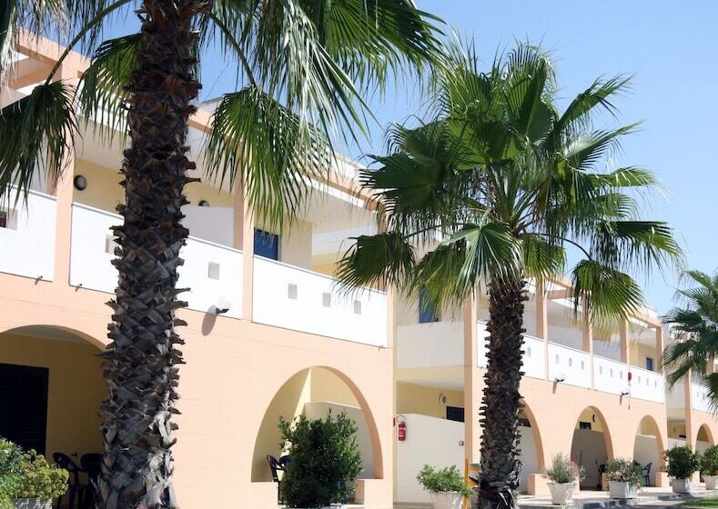 هتل Residence Oasi Salento