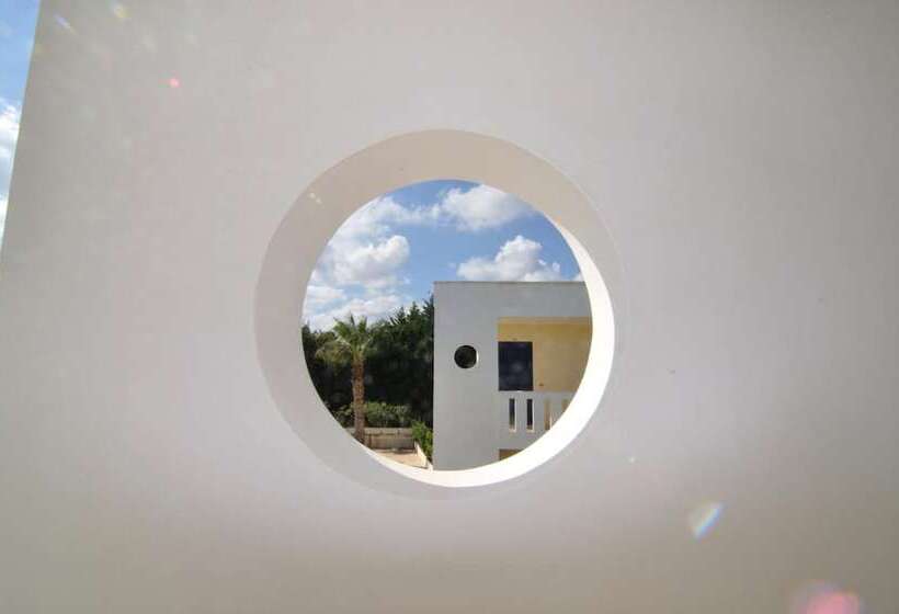 هتل Residence Oasi Salento
