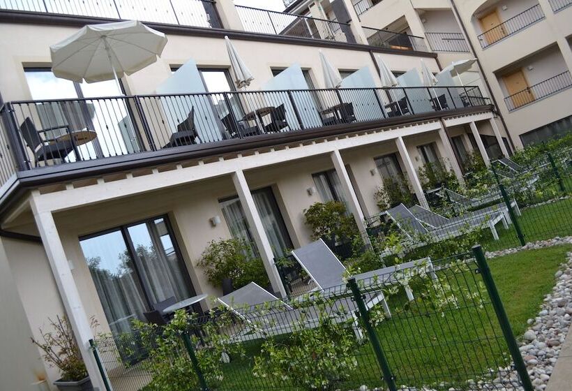 ホテル Resort Villa Luisa & Spa