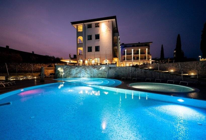 ホテル Resort Villa Luisa & Spa