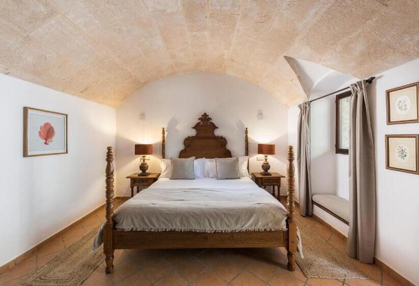 فندق ريفى Finca Can Beneit