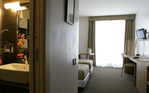 בית מלון כפרי Sporting