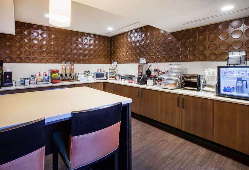 בית מלון כפרי Wingate By Wyndham Roseville/detroit