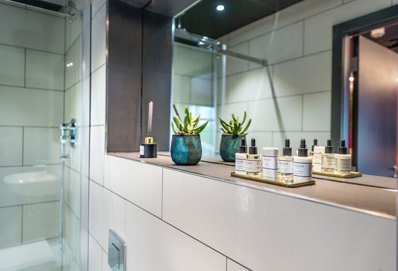 Hux Hotel, Kensington