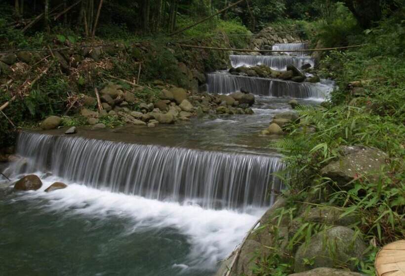 هتل Chambord Castle