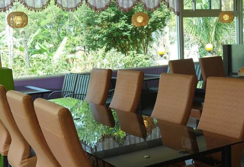 هتل Chambord Castle