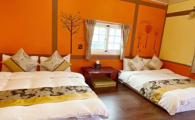 هتل Chambord Castle