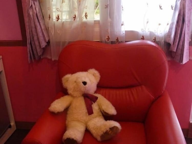 هتل Chambord Castle