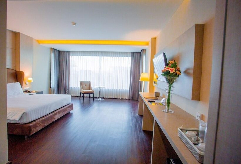 The Cheewin Hotel And Convention