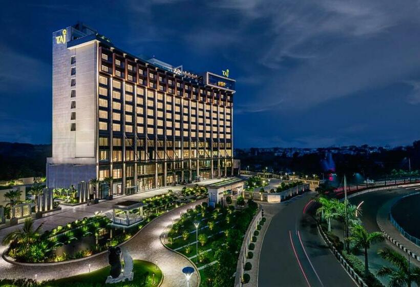هتل Taj Lakefront Bhopal