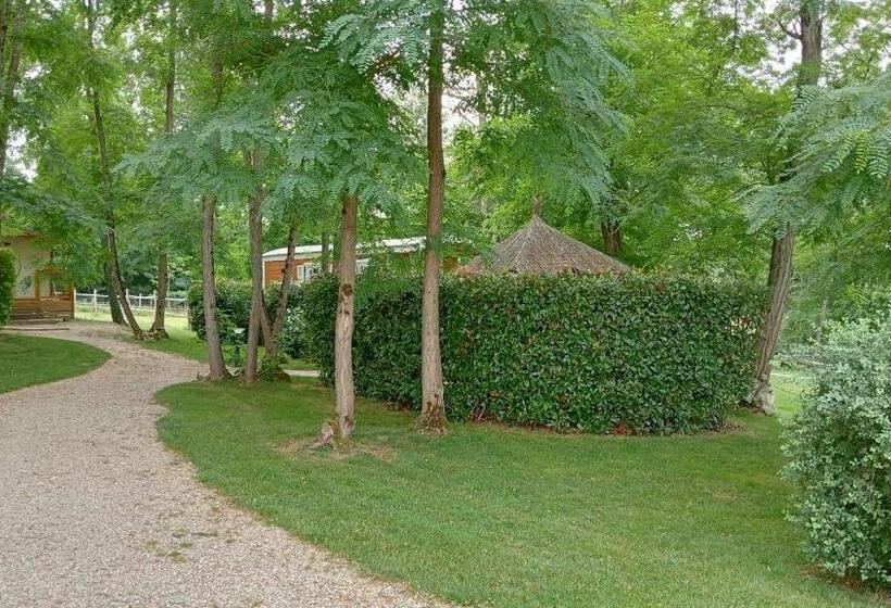פנסיון La Fontaine De La Chapinière Cw