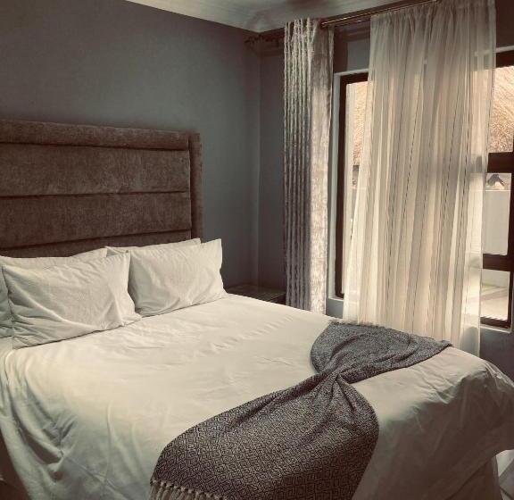 بنسيون President Guest Lodge