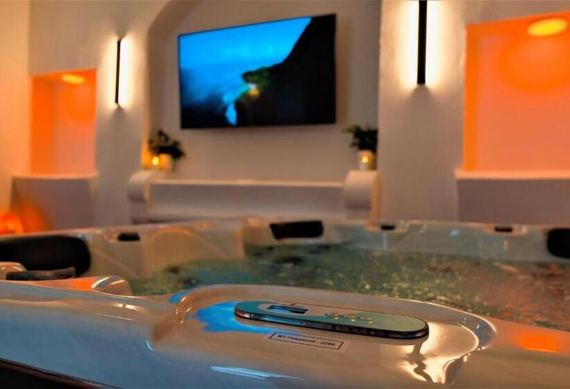استراحتگاه Alchimia Luxury Suites