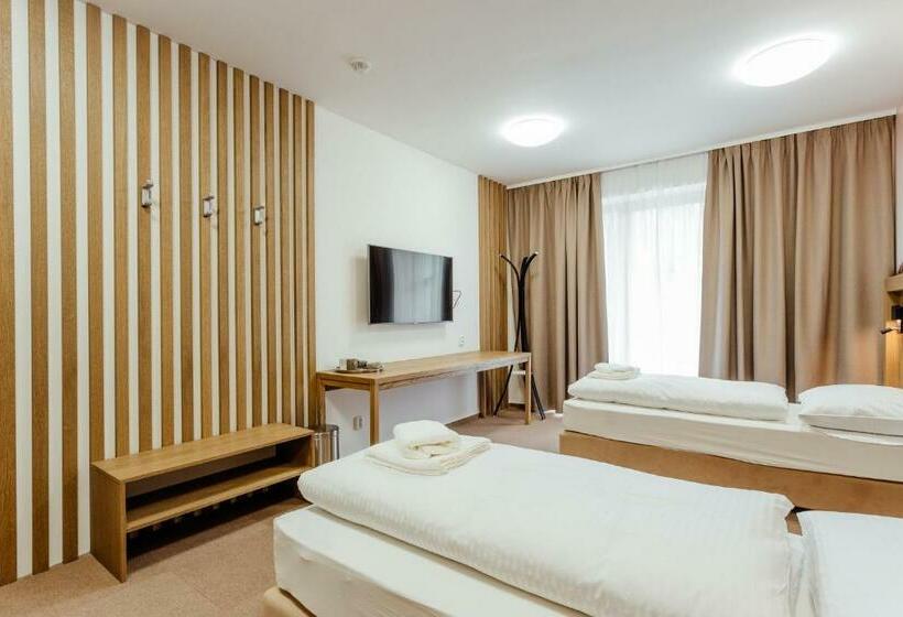 호텔 Apartmány Humno