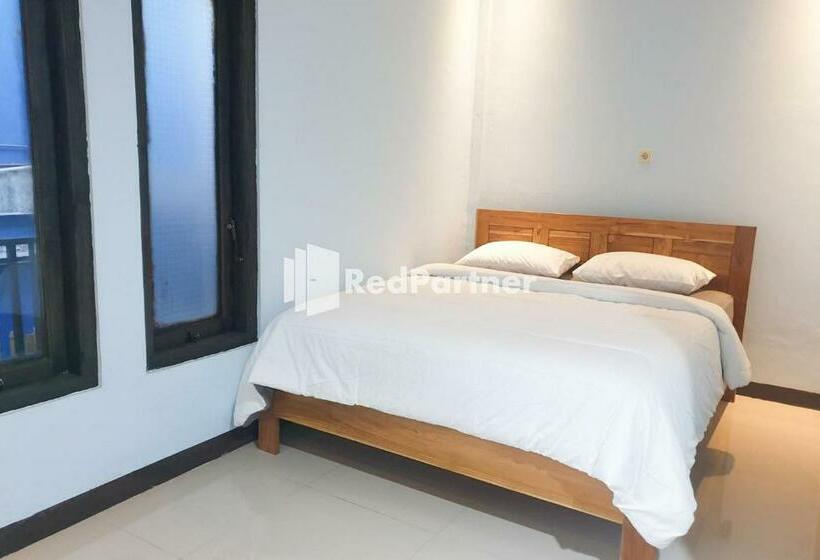 Hotel De Credo Near Pantai Segang Redpartner