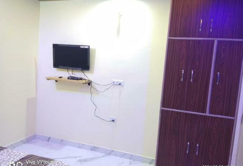 בית מלון כפרי Pop 82818  Tpm