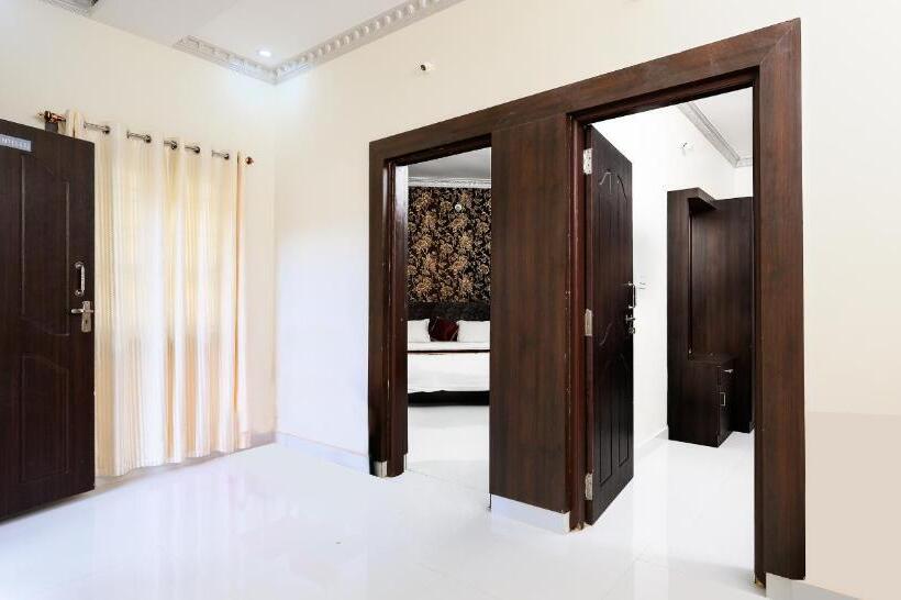 בית מלון כפרי The Excellency Resort & Spa, Coorg