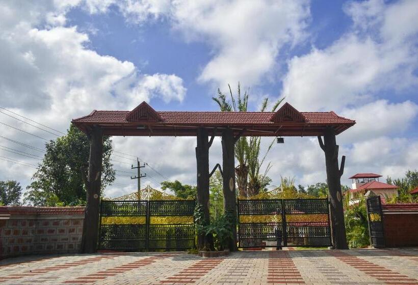 בית מלון כפרי The Excellency Resort & Spa, Coorg