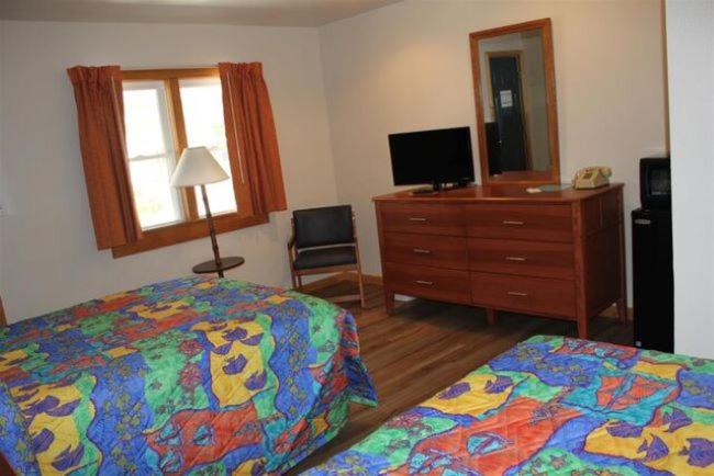 モーテル Pony Island Inn