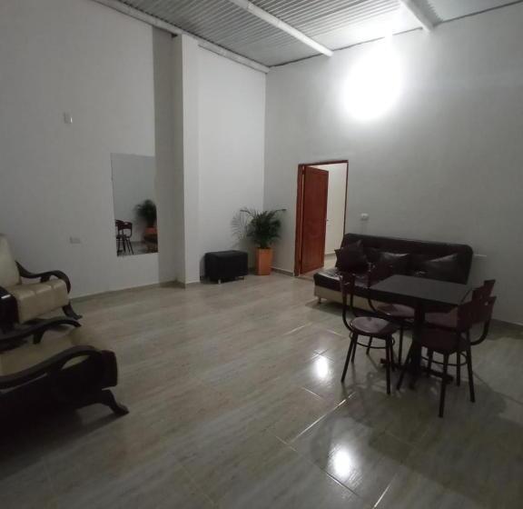 پانسیون Yamboró