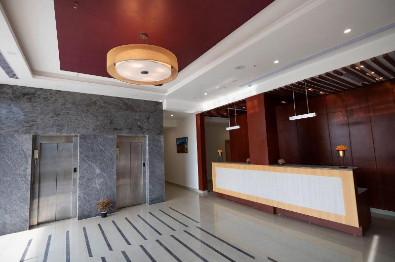 فندق Pushkara Sarovar Portico