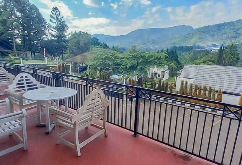 هتل Reddoorz Premium @ Griya Inkoppabri Cisarua Puncak