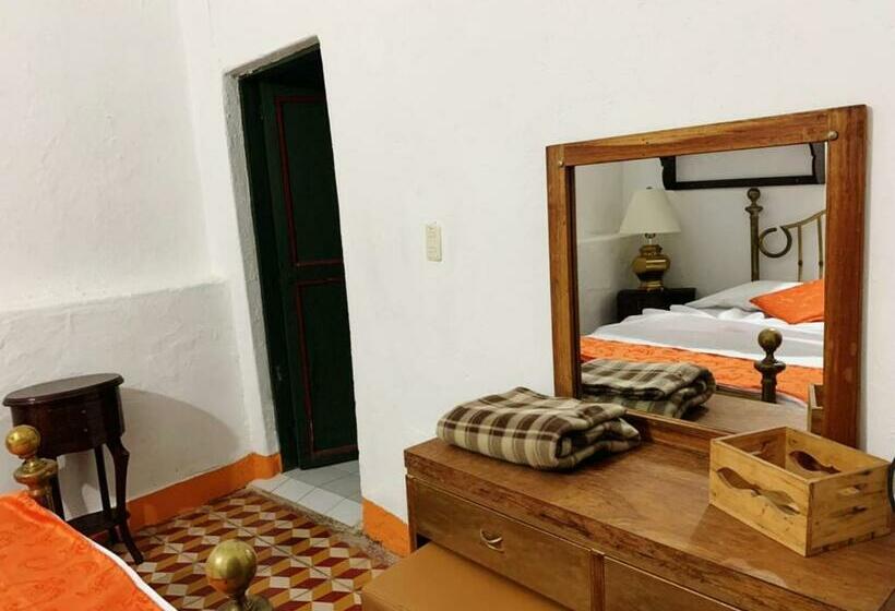 リゾートホテル Casa Museo Alcantus