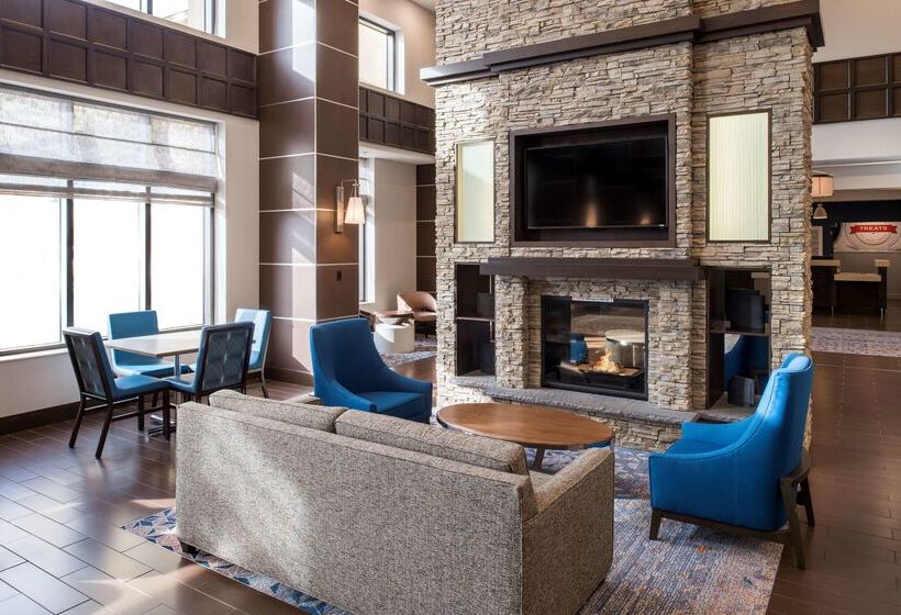 هتل Hampton Inn & Suites By Hilton Halifax   Dartmouth
