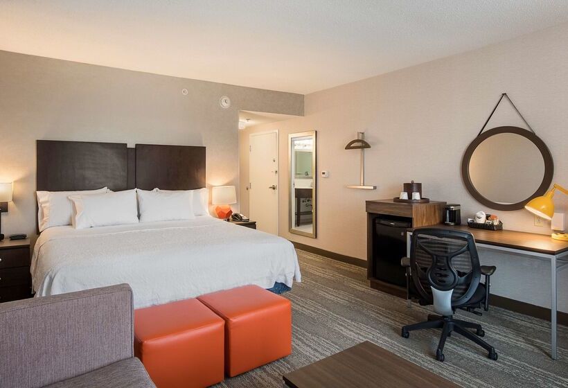 هتل Hampton Inn & Suites By Hilton Halifax   Dartmouth
