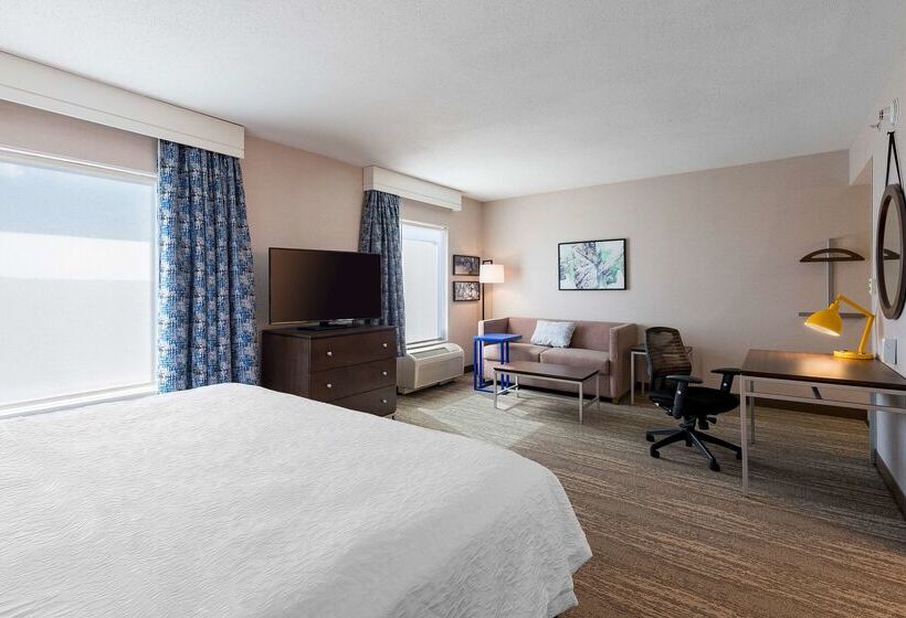 هتل Hampton Inn & Suites By Hilton Halifax   Dartmouth