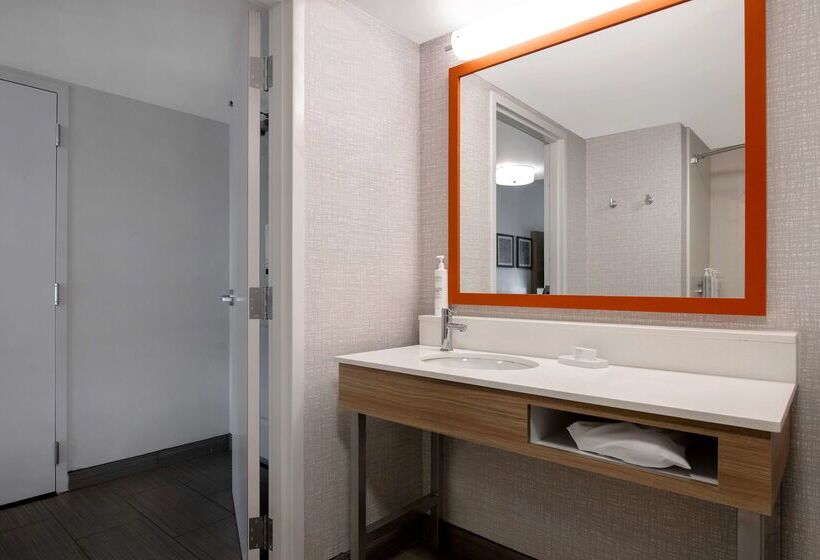 فندق Hampton Inn Anderson/ Alliance Business Park