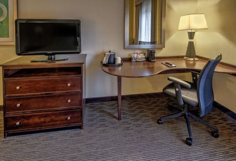 هتل Hampton Inn & Suites Birmingham/280 Easteagle Point