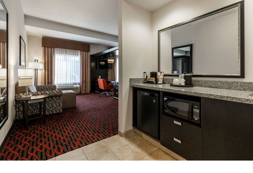 فندق Hampton Inn & Suites By Hilton Lethbridge
