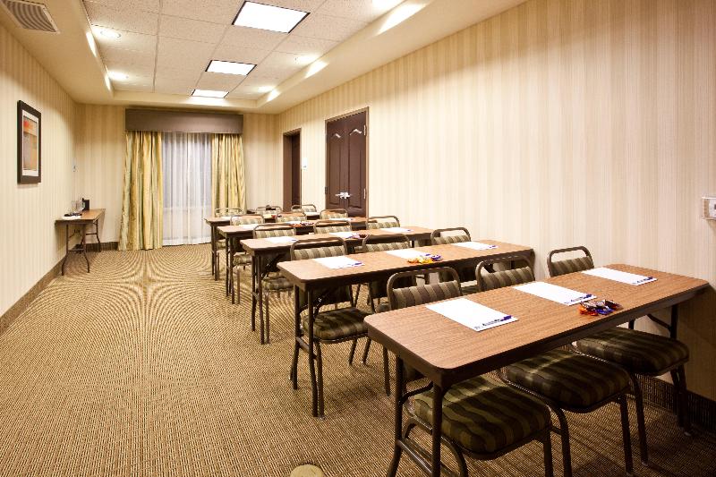 هتل Holiday Inn Express Fresno South, An Ihg