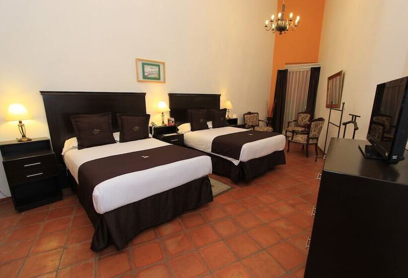 هتل La Casona De Don Lucas