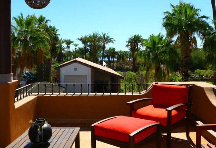 هتل Posada Del Cortes