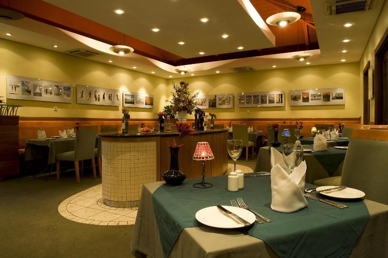 Protea Hotel By Marriott Dar Es Salaam Oyster Bay