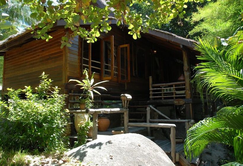 هتل Sensi Paradise Beach Resort