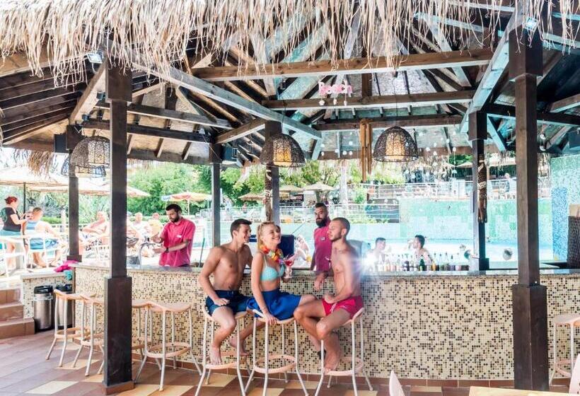 هتل SH Dolce Mare All Inclusive Free Beach & Beach Bar Fully Renovated