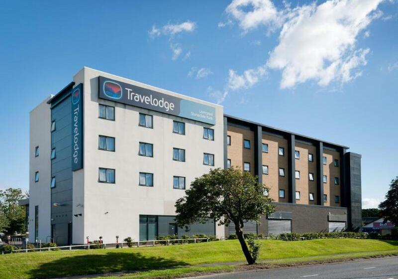 Отель Travelodge Liverpool Stonedale Park