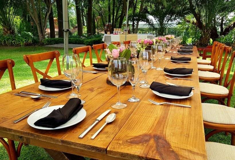 منتجع Real Del Bosque Golf And Spa