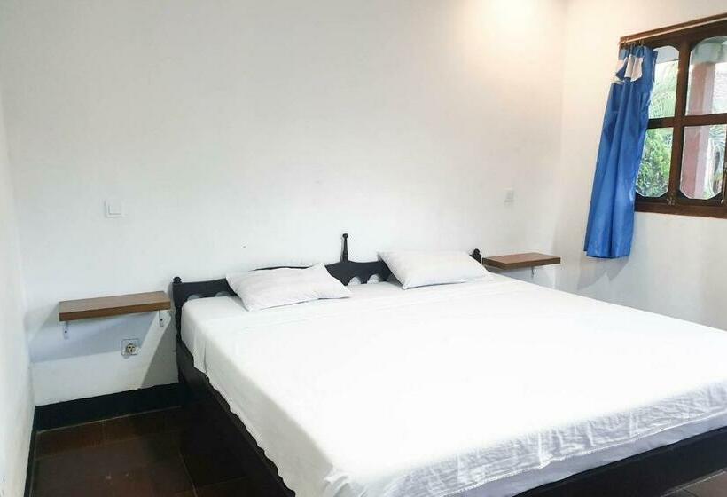 Отель Arlina S Guest House Kintamani Redpartner