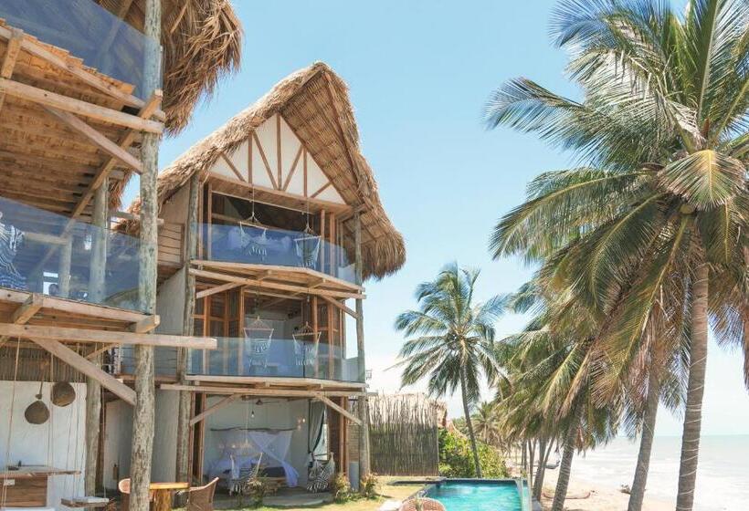 هتل Rch Luxury  & Pool