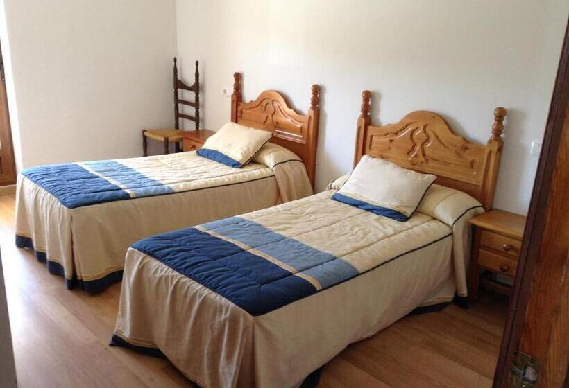 Пансион El Delfín Verde