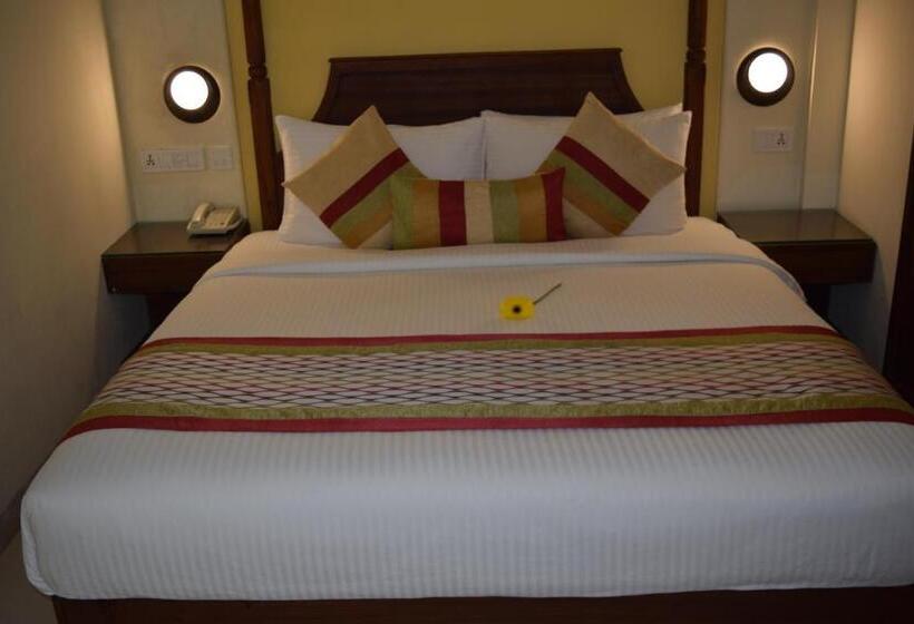 리조트 Sea Breeze Sarovar Portico Varca Goa