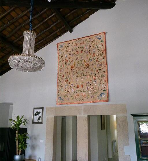 تختخواب و صبحانه Burgo Da Villa