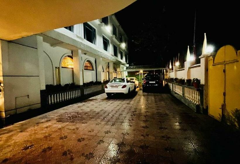 酒店 International